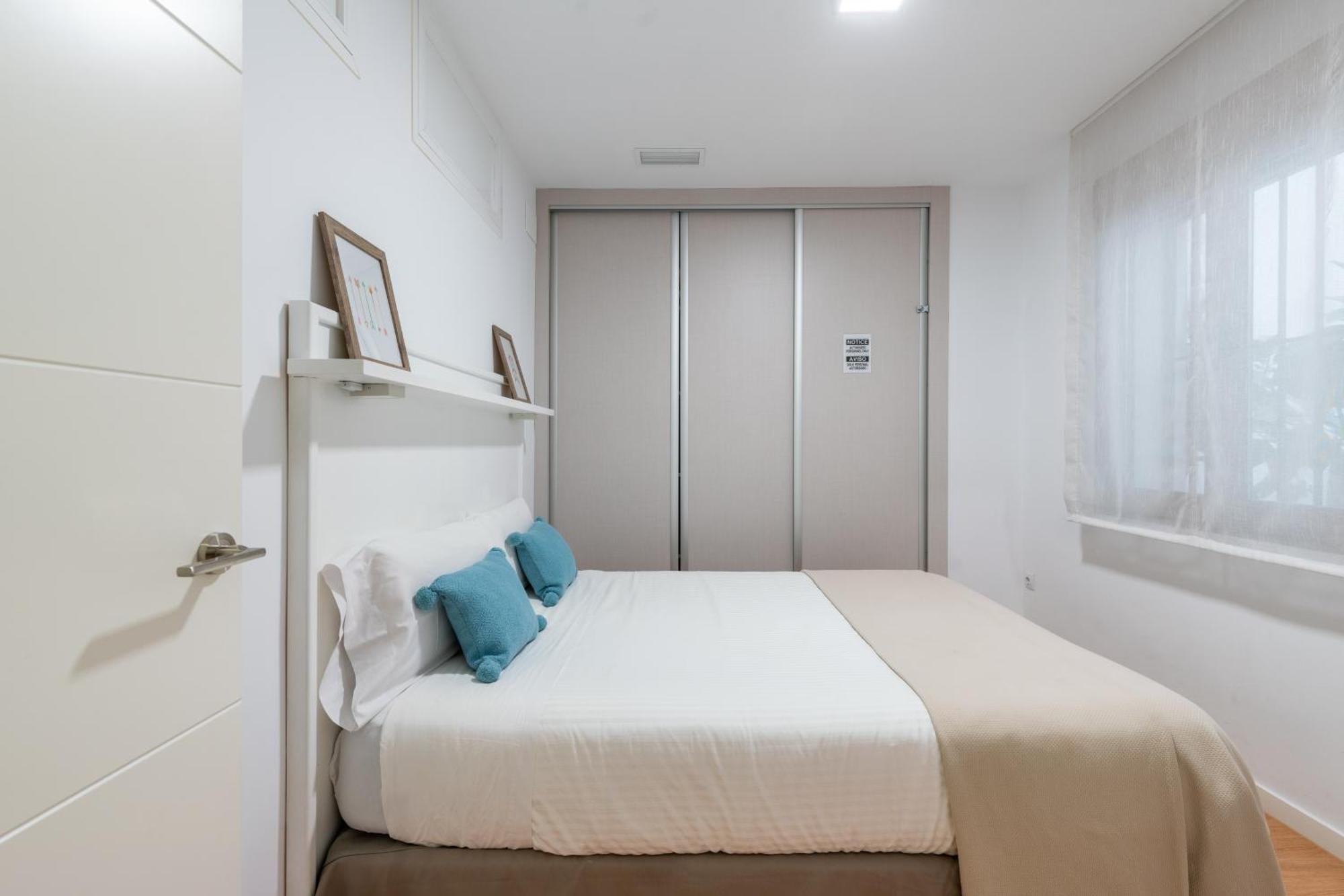 Locksmith Apartment - Park Option Sevilla Exterior foto